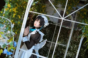 桜桃喵《温迪女仆+花絮视频》主题写真：26张全套美图，含1个视频