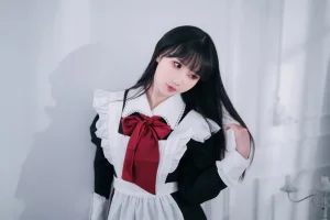 面饼仙儿《红高跟女仆》主题写真：30张全套美图