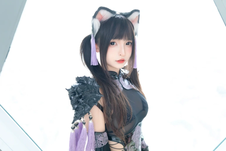 神楽坂真冬《第五季 序号1：《旗袍猫女》》主题写真：75张全套美图，含2个视频