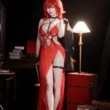 面饼仙儿《Nikke 小红帽礼服》主题写真：24张全套美图