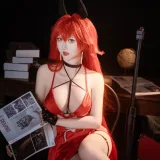 面饼仙儿《Nikke 小红帽礼服》主题写真：24张全套美图
