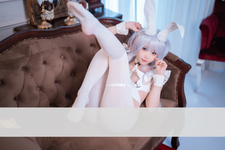 面饼仙儿《恶毒兔女郎》主题写真：17张全套美图