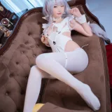 面饼仙儿《恶毒兔女郎》主题写真：17张全套美图