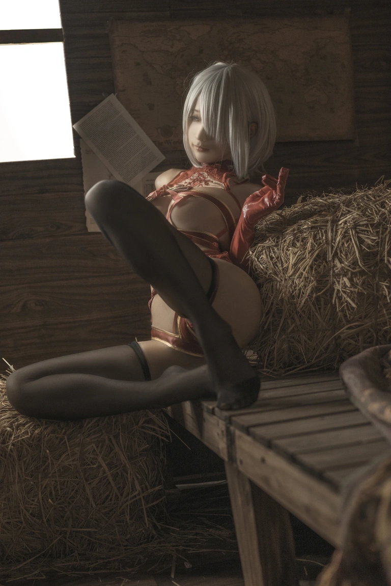 蠢沫沫《2B 圣诞》主题写真：70张全套美图