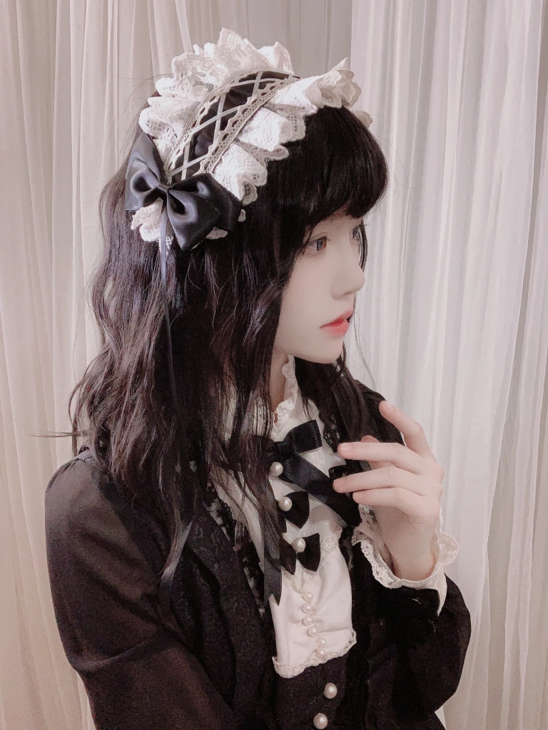 桜桃喵《Doll》主题写真：18张全套美图