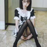 许岚《短裙女仆》主题写真：40张全套美图