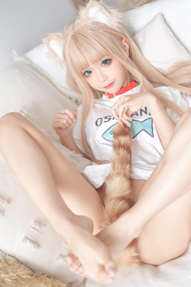 蠢沫沫《黄豆粉》主题写真：140张全套美图