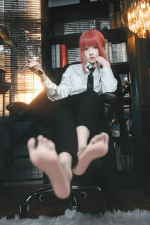 桜桃喵《玛奇玛》主题写真：38张全套美图