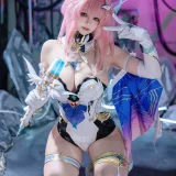 小仓千代《鸣潮 爱弥斯》主题写真：76张全套美图