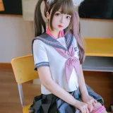 日奈娇(椎名莜)《课桌 捆绑》主题写真：150张全套美图，含3个视频