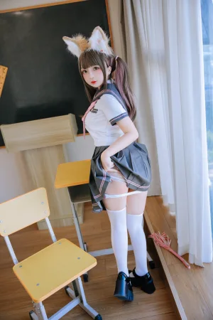 日奈娇(椎名莜)《课桌 捆绑》主题写真：150张全套美图，含3个视频