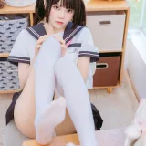 桜桃喵《草莓雪糕》主题写真：73张全套美图