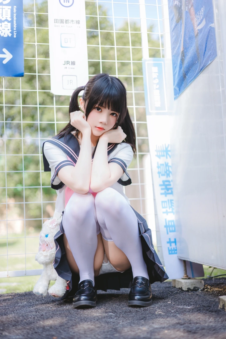 桜桃喵《草莓雪糕》主题写真：73张全套美图