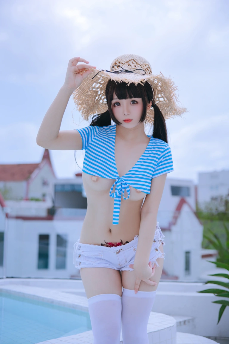 日奈娇(椎名莜)《蓝白条》主题写真：150张全套美图，含6个视频