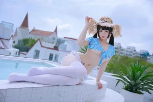 日奈娇(椎名莜)《蓝白条》主题写真：150张全套美图，含6个视频