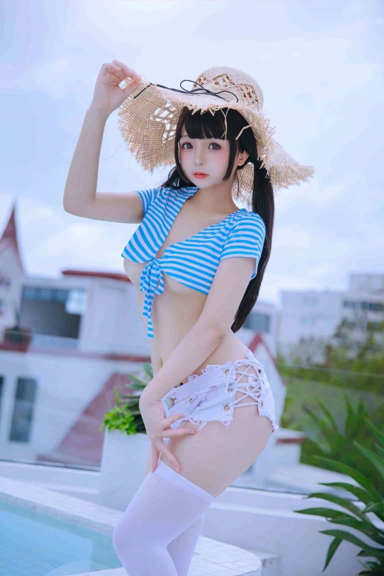 日奈娇(椎名莜)《蓝白条》主题写真：150张全套美图，含6个视频
