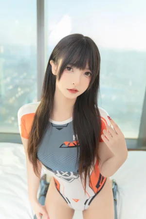 神楽坂真冬《第五季 序号7：《危险驾驶》》主题写真：75张全套美图，含2个视频