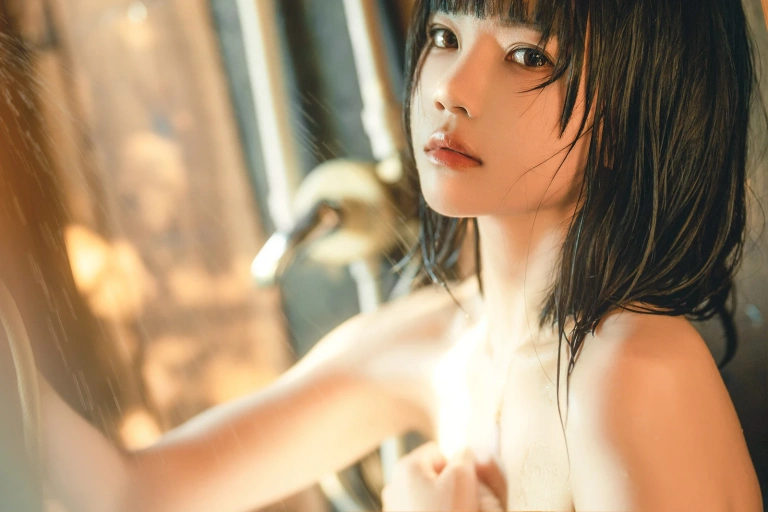 桜桃喵《果夏》主题写真：36张全套美图