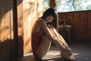 桜桃喵《果夏 红波点》主题写真：45张全套美图