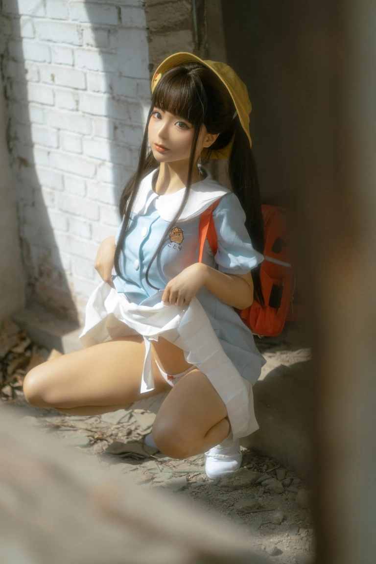蠢沫沫《小黄帽 绅士版》主题写真：156张全套美图