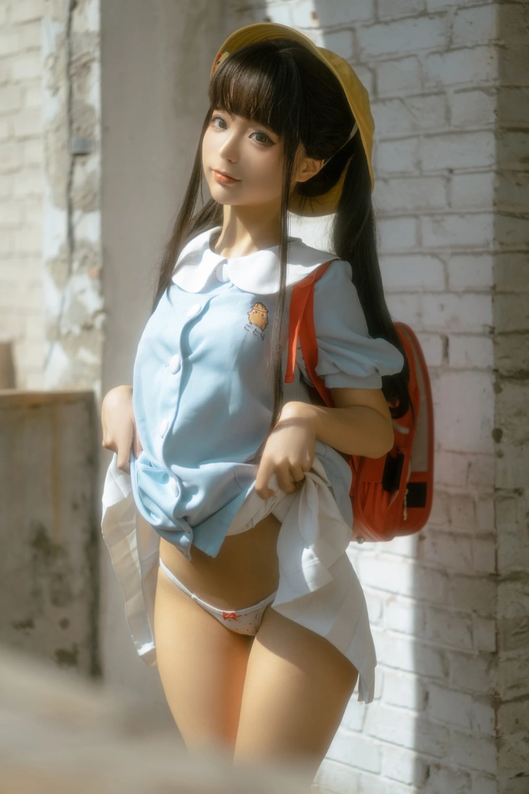 蠢沫沫《小黄帽 绅士版》主题写真：156张全套美图