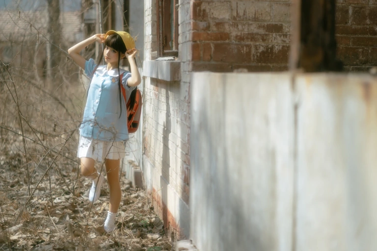 蠢沫沫《小黄帽 绅士版》主题写真：156张全套美图