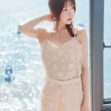 桜桃喵《果夏 粼光》主题写真：25张全套美图