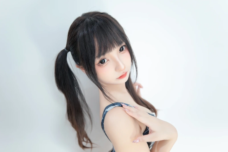 神楽坂真冬《第五季 序号8：《蜘蛛女孩》》主题写真：75张全套美图