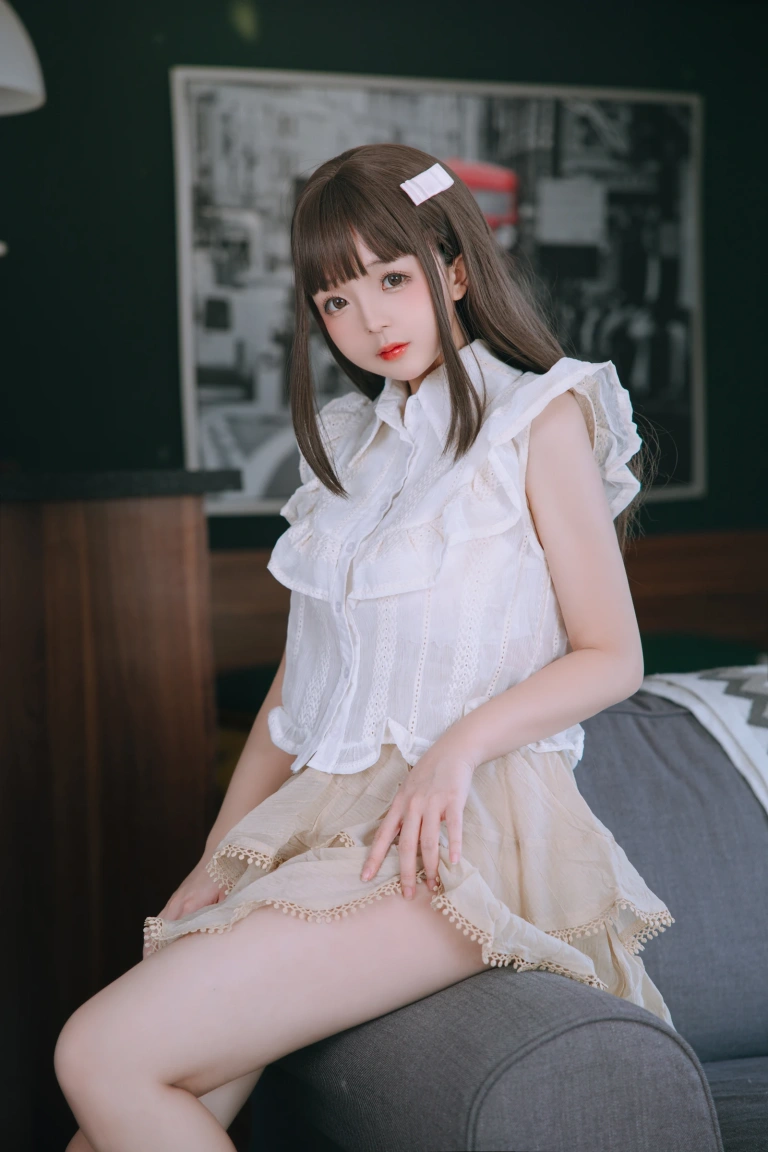 日奈娇(椎名莜)《人妻》主题写真：149张全套美图