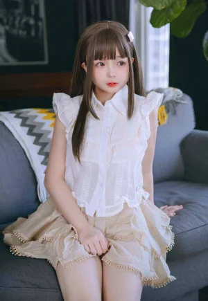 日奈娇(椎名莜)《人妻》主题写真：149张全套美图
