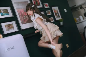 日奈娇(椎名莜)《人妻》主题写真：149张全套美图