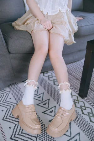 日奈娇(椎名莜)《人妻》主题写真：149张全套美图