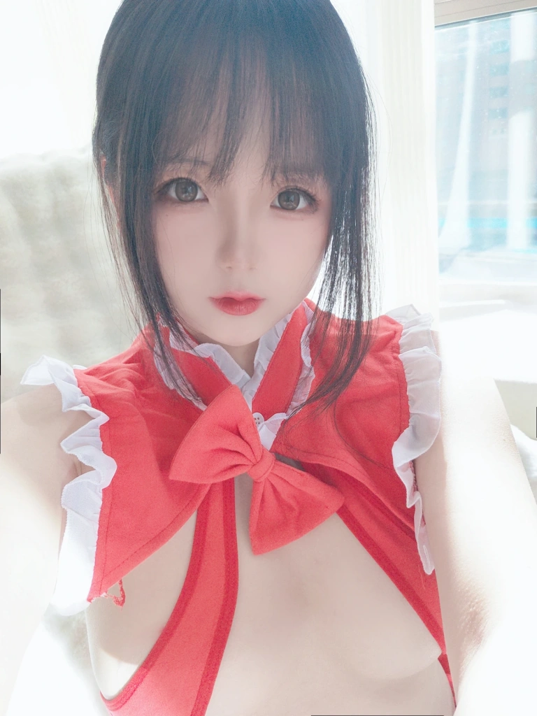 日奈娇(椎名莜)《山野间》主题写真：180张全套美图