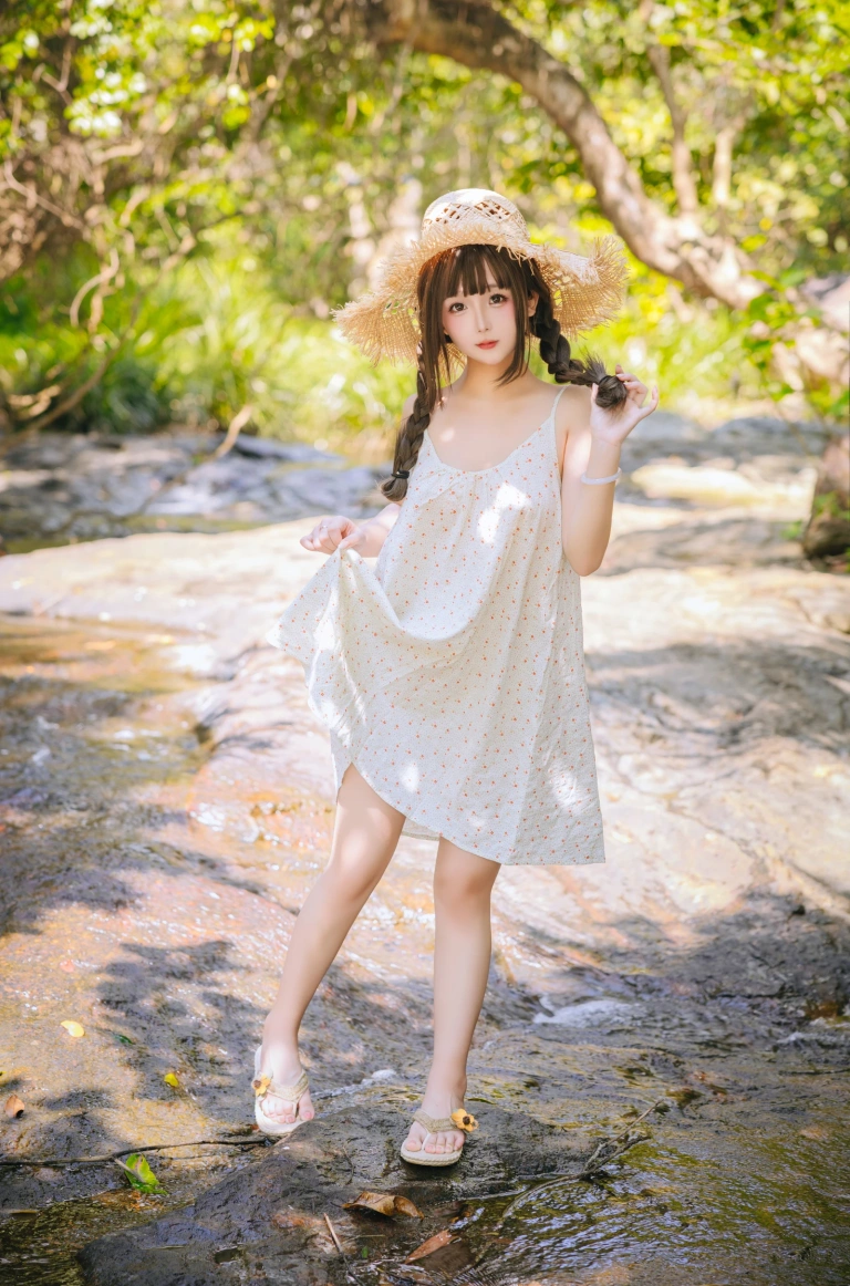 日奈娇(椎名莜)《山野间》主题写真：180张全套美图