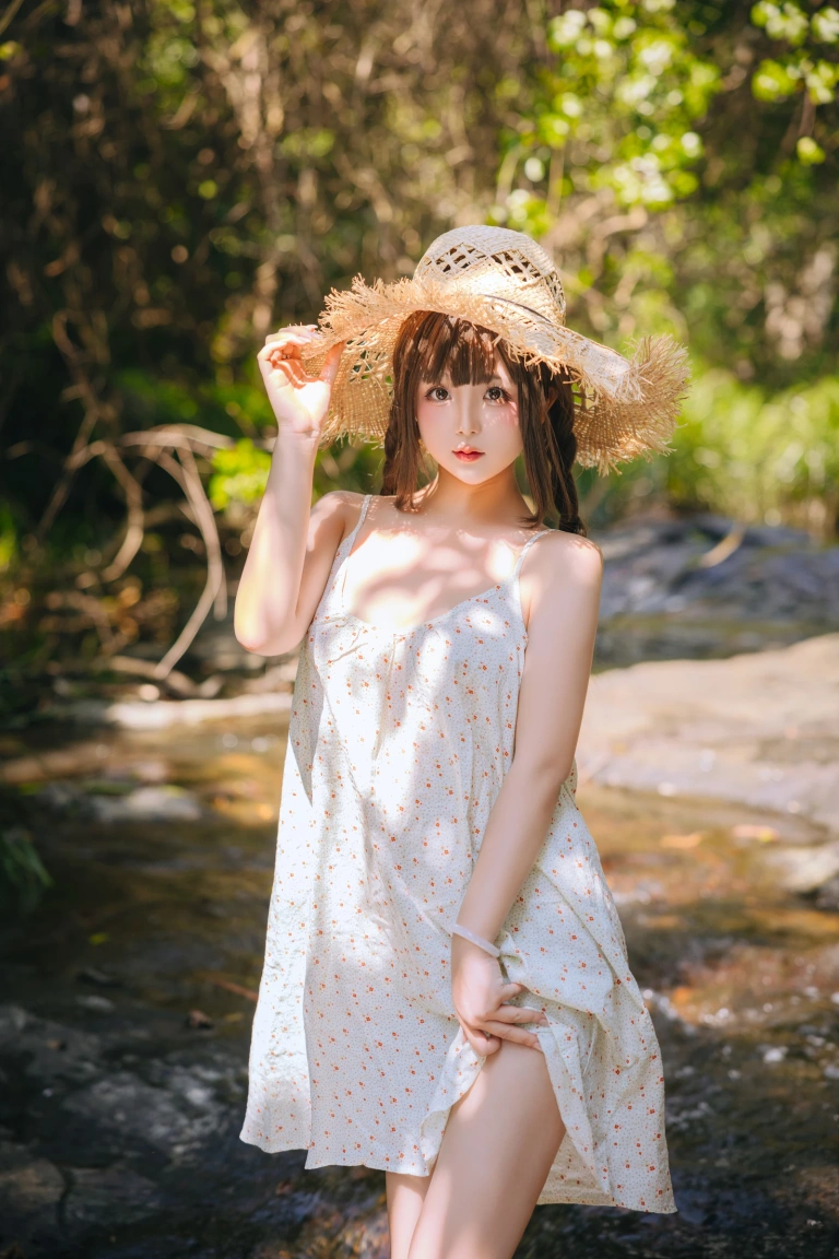 日奈娇(椎名莜)《山野间》主题写真：180张全套美图