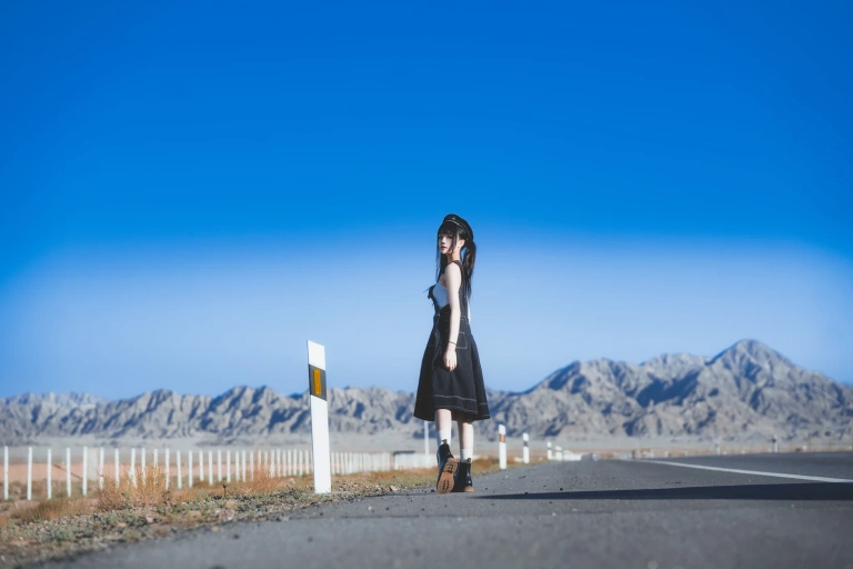 桜桃喵《果夏 遥》主题写真：20张全套美图