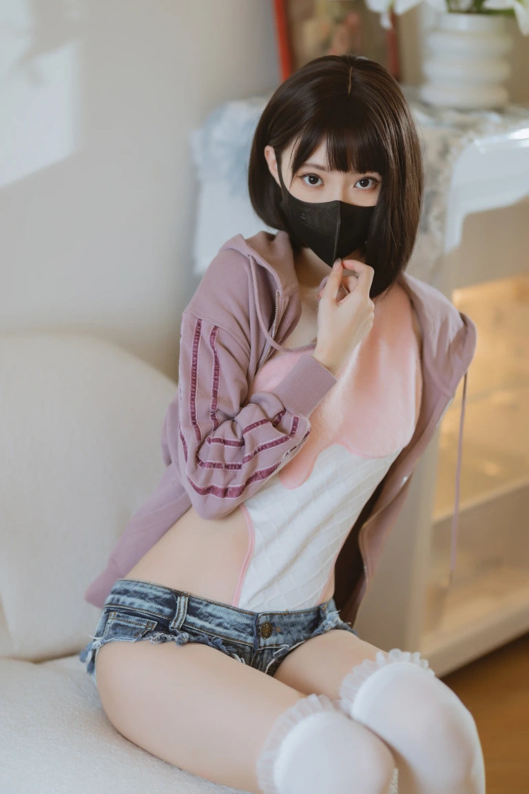 许岚《冰淇淋》主题写真：40张全套美图