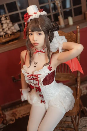 雯仔不讲道理《魅魔本全部电子档（5套）》主题写真：166张全套美图，含2个视频