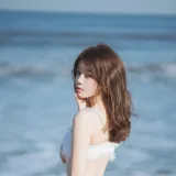 桜桃喵《果夏 小珍珠》主题写真：12张全套美图