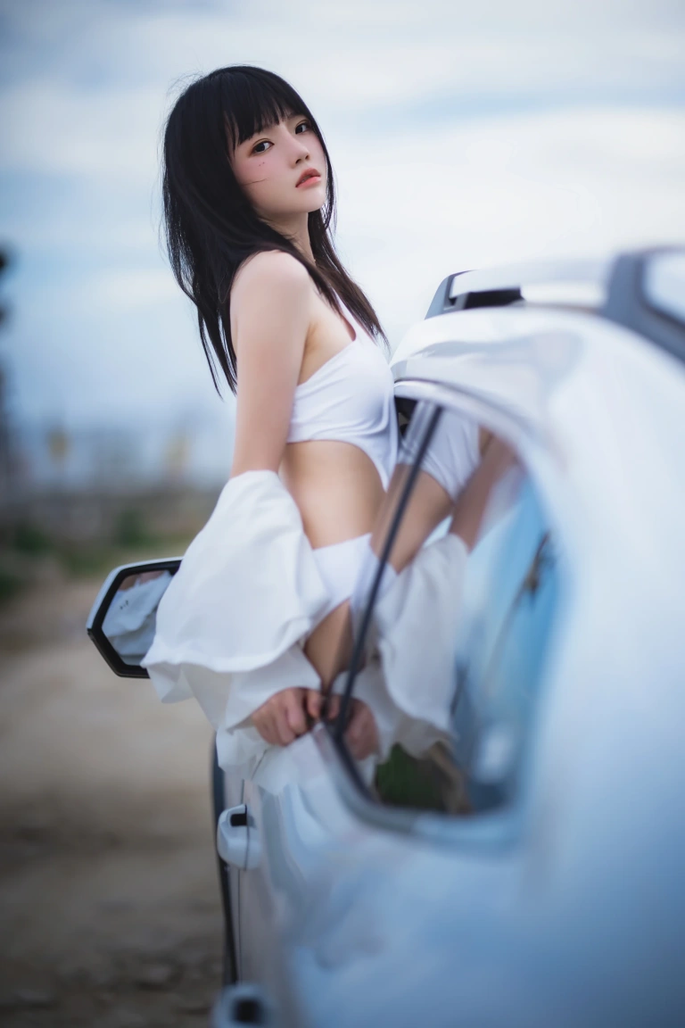 桜桃喵《车车》主题写真：15张全套美图