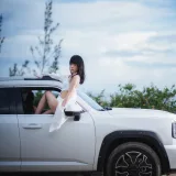 桜桃喵《车车》主题写真：15张全套美图