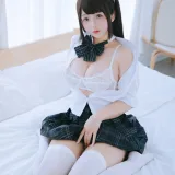 日奈娇(椎名莜)《学姐》主题写真：150张全套美图