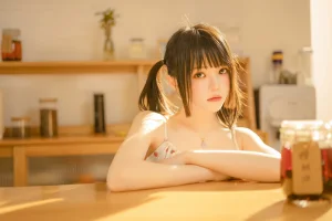桜桃喵《瞌睡》主题写真：43张全套美图