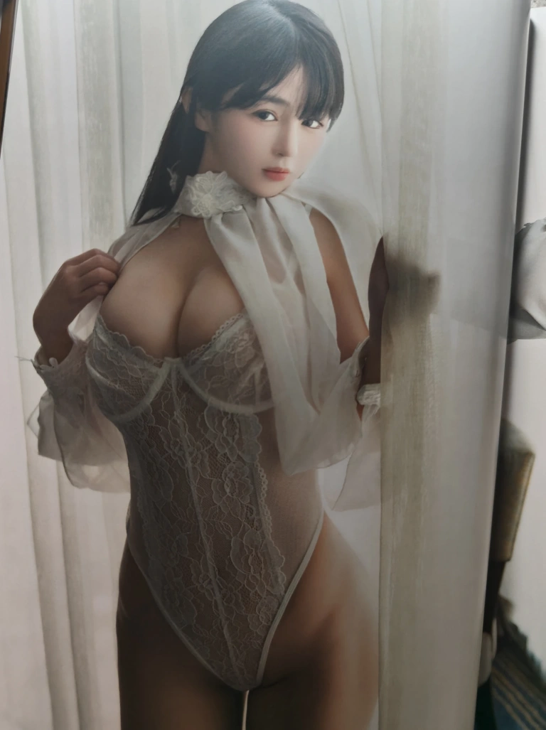 桜井宁宁《实体本 私人秘书》主题写真：74张全套美图