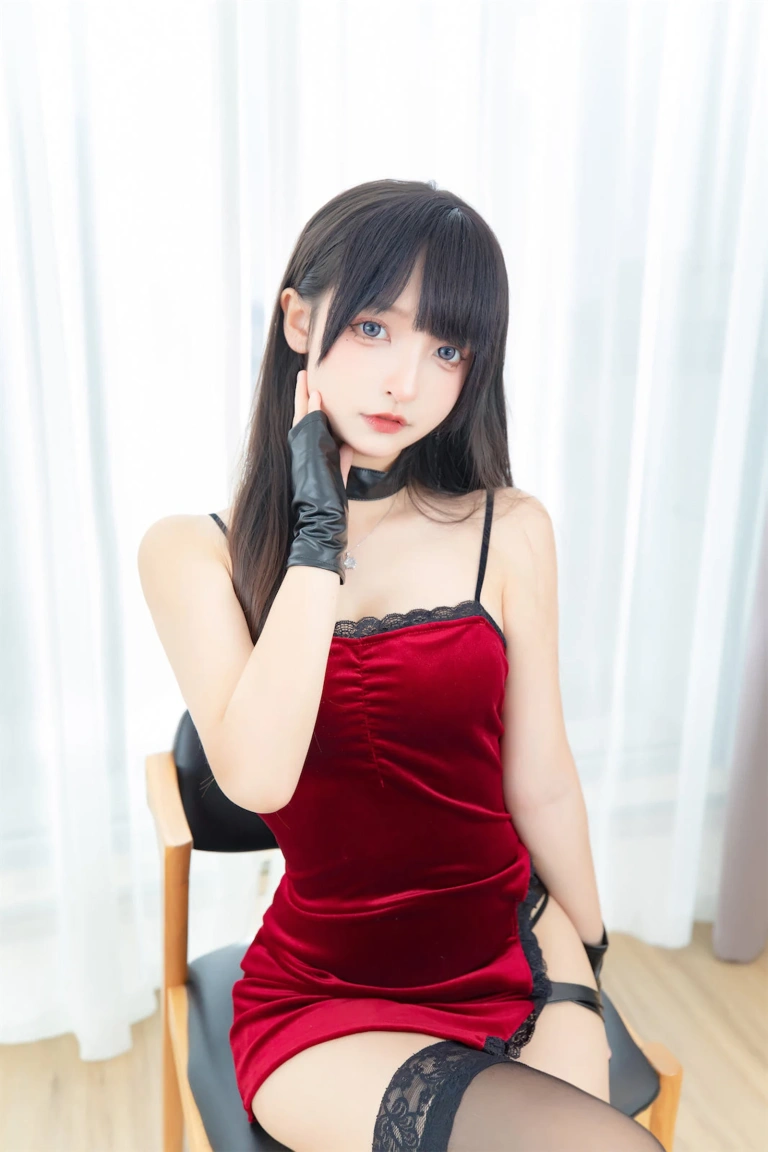 神楽坂真冬《第四季 序号45：《男爵夫人》》主题写真：75张全套美图
