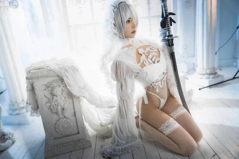 桜桃喵《2b花嫁》主题写真：69张全套美图