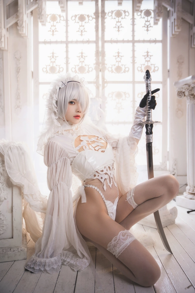 桜桃喵《2b花嫁》主题写真：69张全套美图
