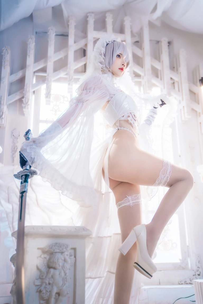 桜桃喵《2b花嫁》主题写真：69张全套美图