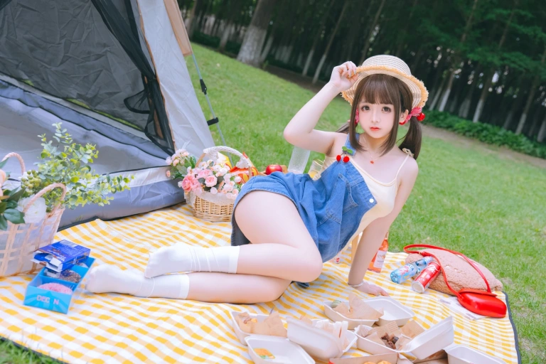 日奈娇(椎名莜)《野餐日》主题写真：200张全套美图