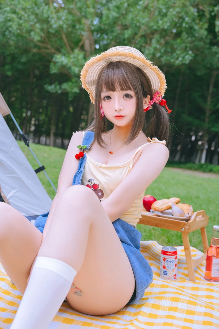 日奈娇(椎名莜)《野餐日》主题写真：200张全套美图